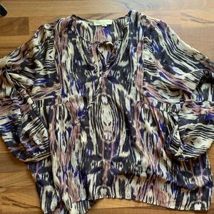 Size L UO sheer long sleeve top
